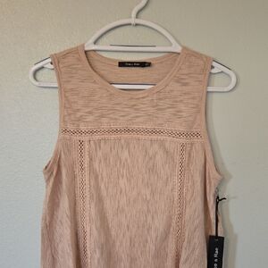 Doe & Rae | NWT Tan Lace Trim Tank Size Medium